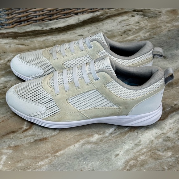 Women’s VIONIC Zesta slip on sneakers- Size 9 - Picture 3 of 9